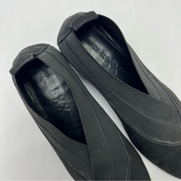 The Flexx Suede Wedge Boot Shootie Comfort Shoes Black Minimalist Booties Sz 8.5 - Picture 4 of 9